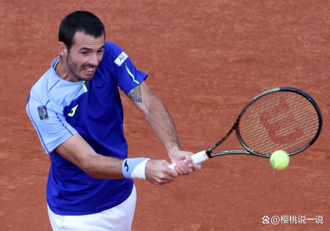 爱游戏tv-法网碾压联合杯，鲁德点燃赛场