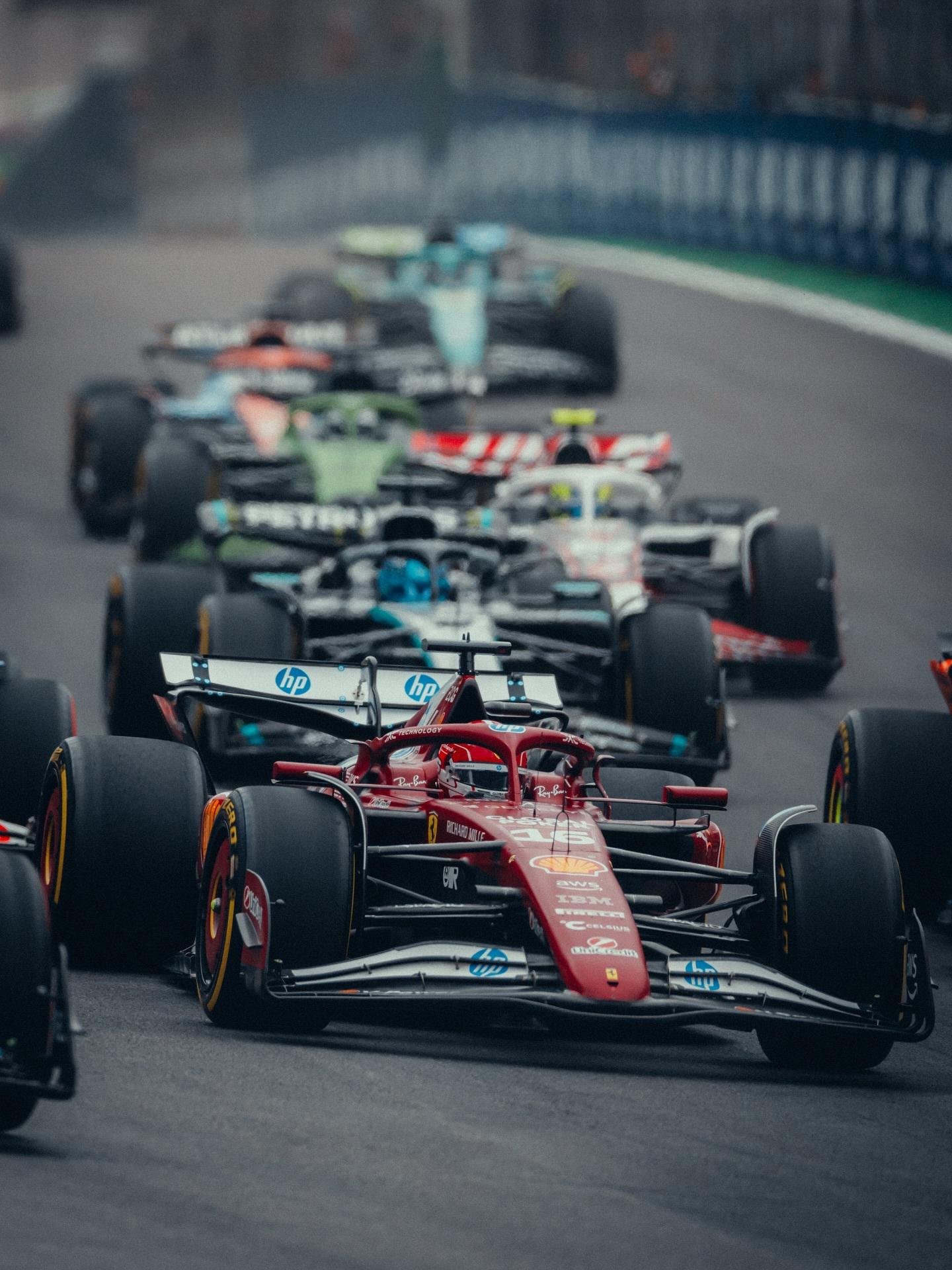 爱游戏体育-索伯车队碾压梅赛德斯，勒克莱尔点燃赛场