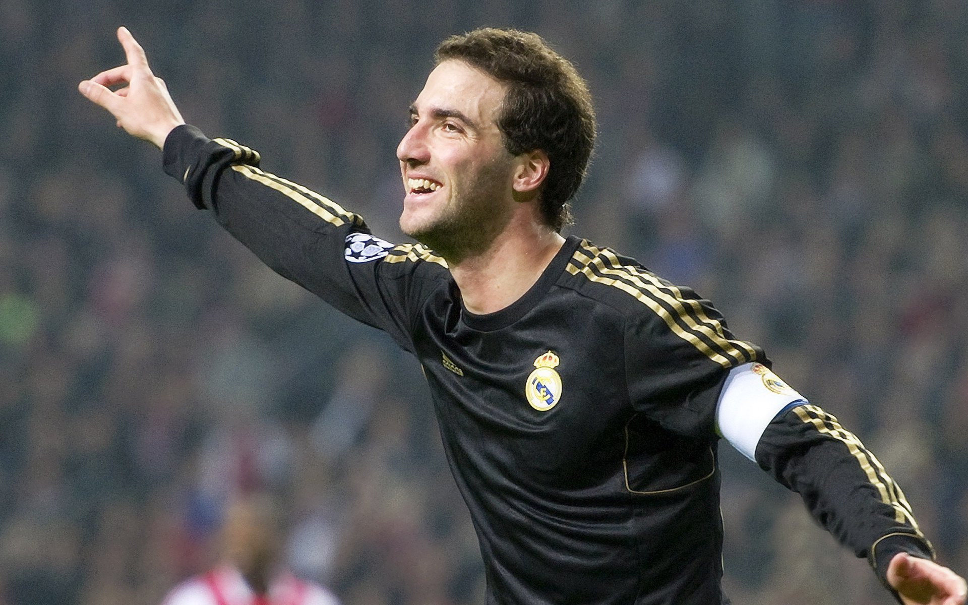 爱游戏入口-奥运周期关键战之夜，姆巴佩惊艳四座，当足球成为国家叙事的高潮注脚