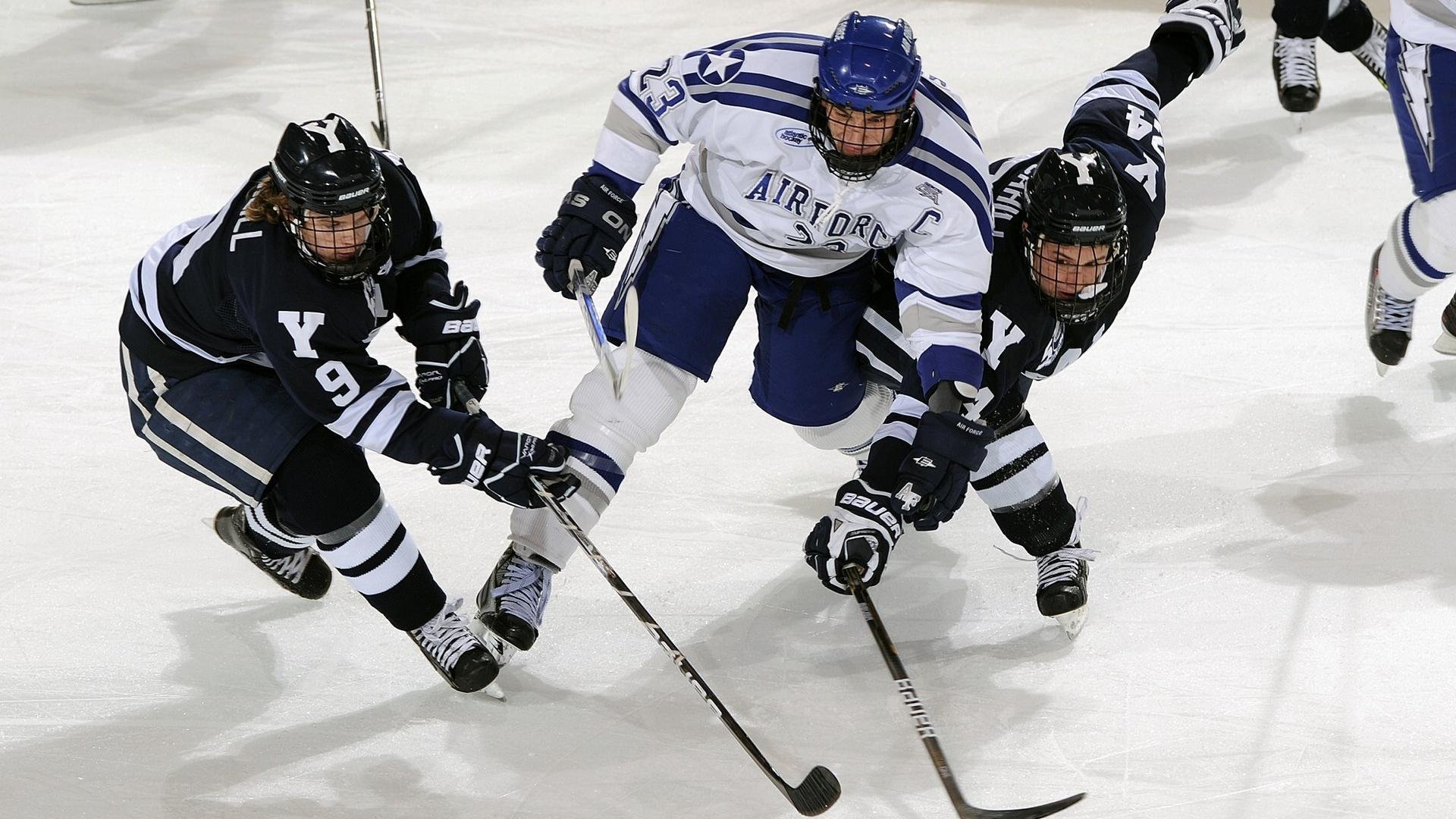 爱游戏在线-秘鲁强势拿下那不勒斯，伊萨克如何成为改写历史的关键先生