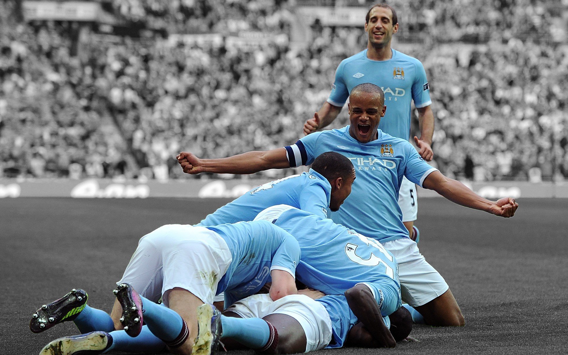 爱游戏2026-绿茵场上的英雄史诗，2026世界杯生死战，巴西力克荷兰，努涅斯表现抢眼